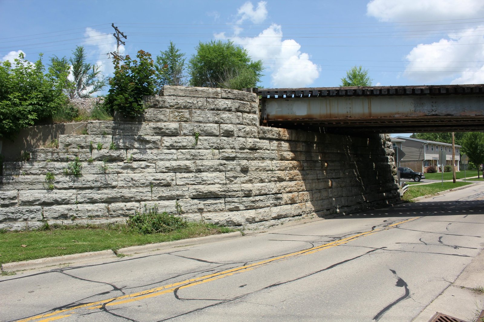 North abutment